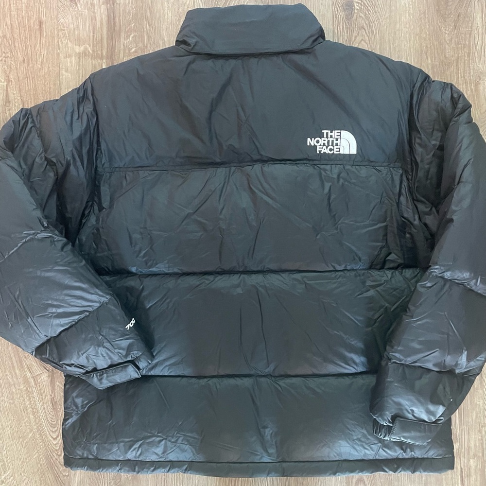 The North Face Down Black Puffer - NWT - Picture 5 of 5